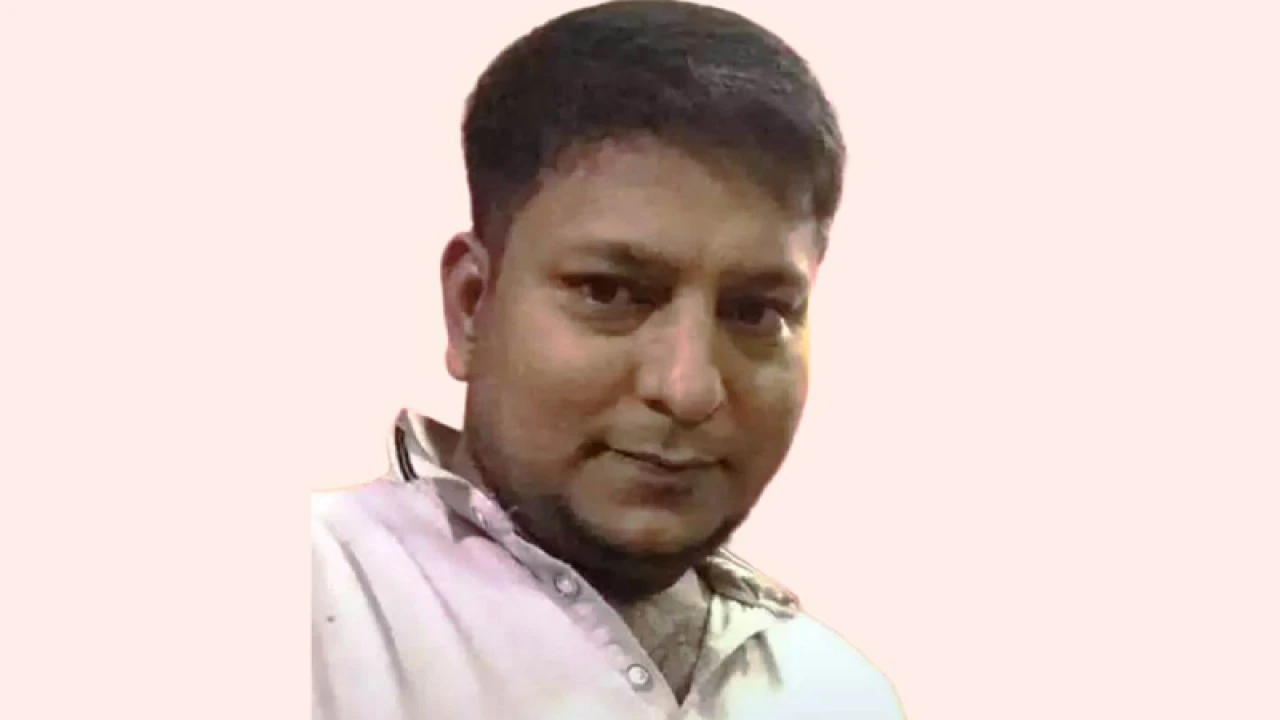 যাত্রাবাড়ীতে শীর্ষ সন্ত্রাসী ও আ. লীগ নেতা গ্রেপ্তার