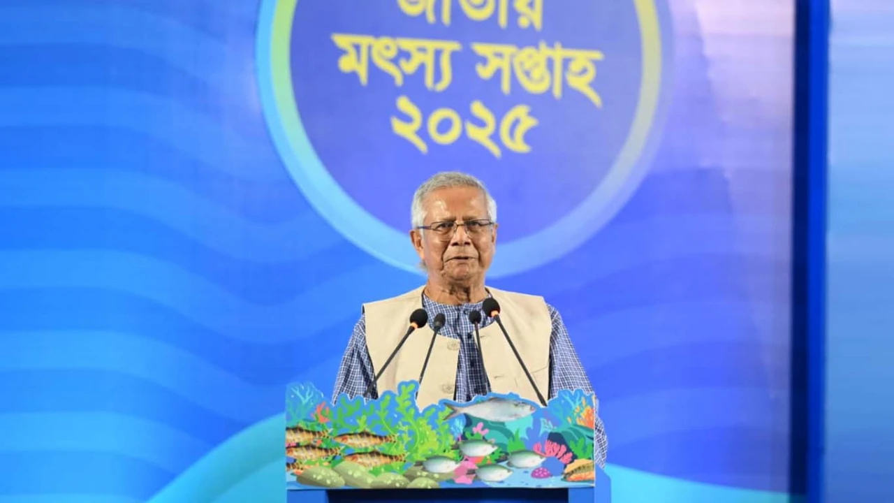 মৎস্য খাতের অবদানে প্রকৃতি ও পানির প্রতি সদয় হতে হবে: প্রধান উপদেষ্টা