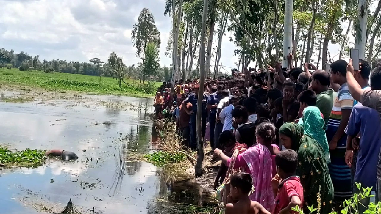 নদী থেকে অজ্ঞাত যুবকের মরদেহ উদ্ধার
