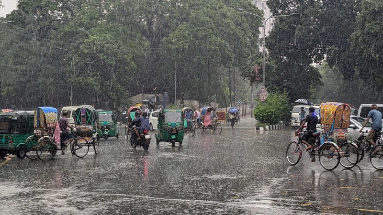 ঢাকায় বৃষ্টি নিয়ে দুঃসংবাদ