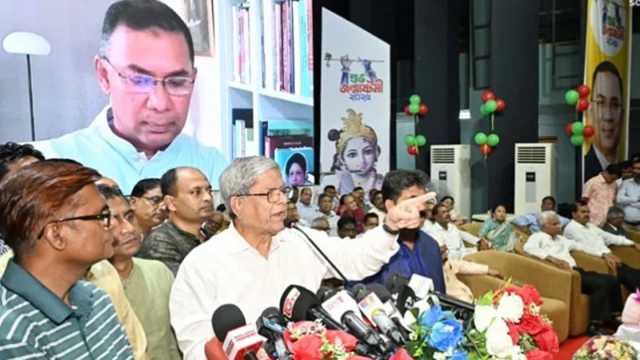 একাত্তরকে ভুলিয়ে দেওয়ার প্রচেষ্টা চলছে