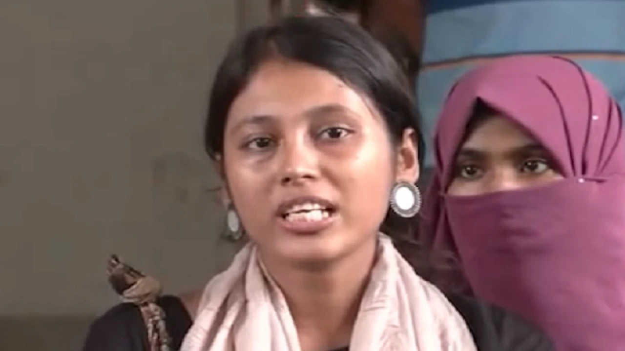 ডাকসু নির্বাচনে নারী ভোটারদের ছবি সীমিত প্রদর্শন চেয়ে রিট