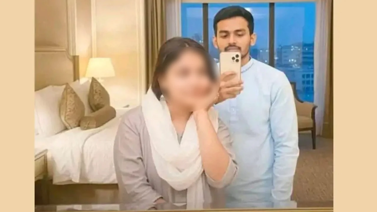 এআই তৈরি ছবি দিয়ে উপদেষ্টা আসিফের বিরুদ্ধে অপপ্রচার শনাক্ত 