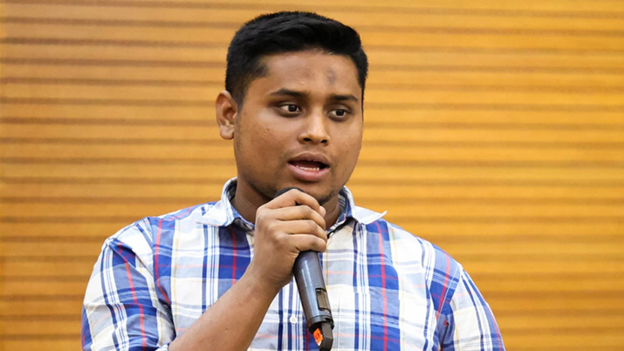 ফেব্রুয়ারিতে নির্বাচনে আপত্তি নেই, তবে তার আগে সংস্কার রূপরেখা দিতে হবে: হাসনাত 