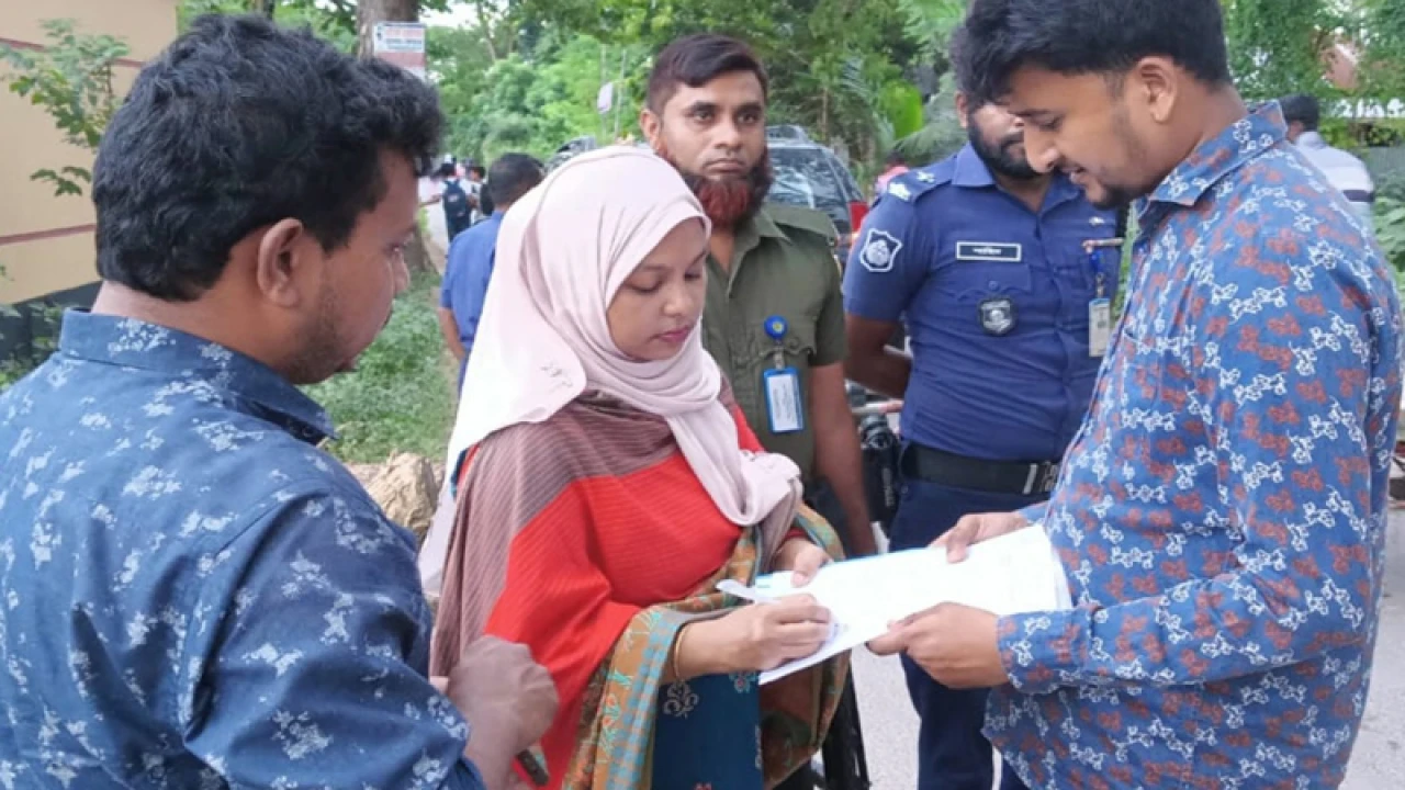 গুরুদাসপুরে বাল্যবিয়ে রেজিস্ট্রি করায় কাজির কারাদণ্ড