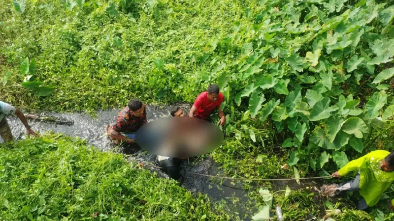 ছোট ভাইকে বাঁচাতে নদীতে ঝাঁপ, উদ্ধারে এলো ফায়ার সার্ভিস