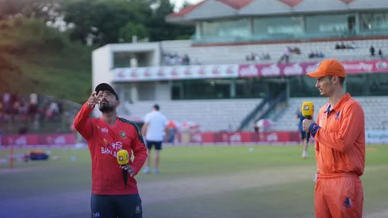 দ্বিতীয় টি-টোয়েন্টিতে টস জিতে ফিল্ডিংয়ে বাংলাদেশ