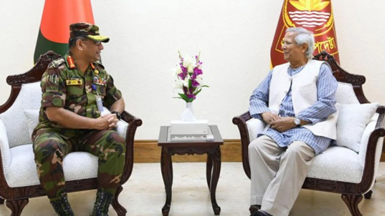 অন্তর্বর্তী সরকারকে পূর্ণ সহযোগিতার আশ্বাস সেনাপ্রধানের