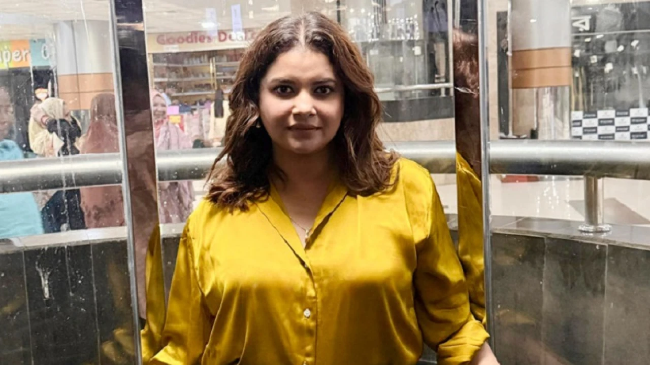 আমার পেজে কাউয়া কিংবা টিয়াও মন্তব্য করতে পারে