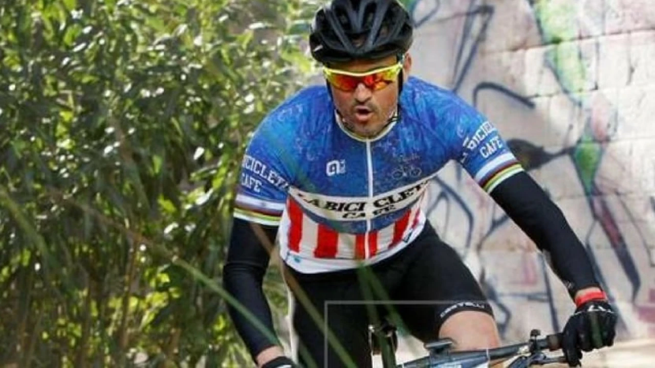 সাইকেল থেকে পড়ে হাসপাতালে পিএসজি কোচ এনরিকে