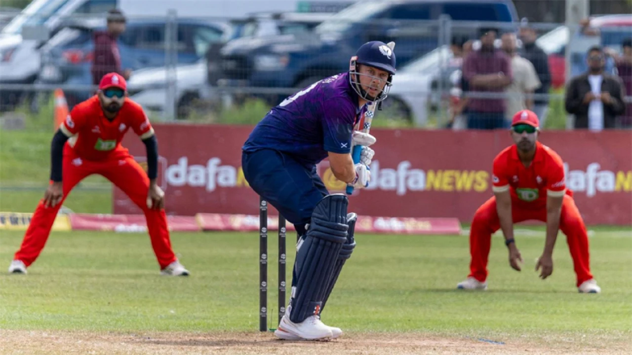 ১৪৮ বছরের ইতিহাসে প্রথম দুই বলে ২ ওপেনারের বিদায়!