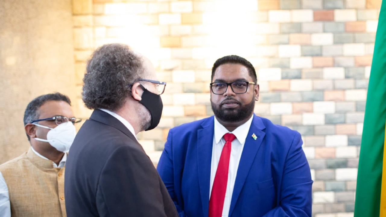 আবারও গায়ানার প্রেসিডেন্ট হচ্ছেন ইরফান আলী 