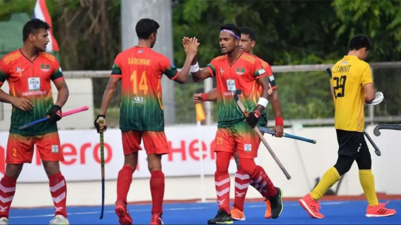 জাপানের কাছে উড়ে গিয়ে পাকিস্তানের অপেক্ষায় বাংলাদেশ