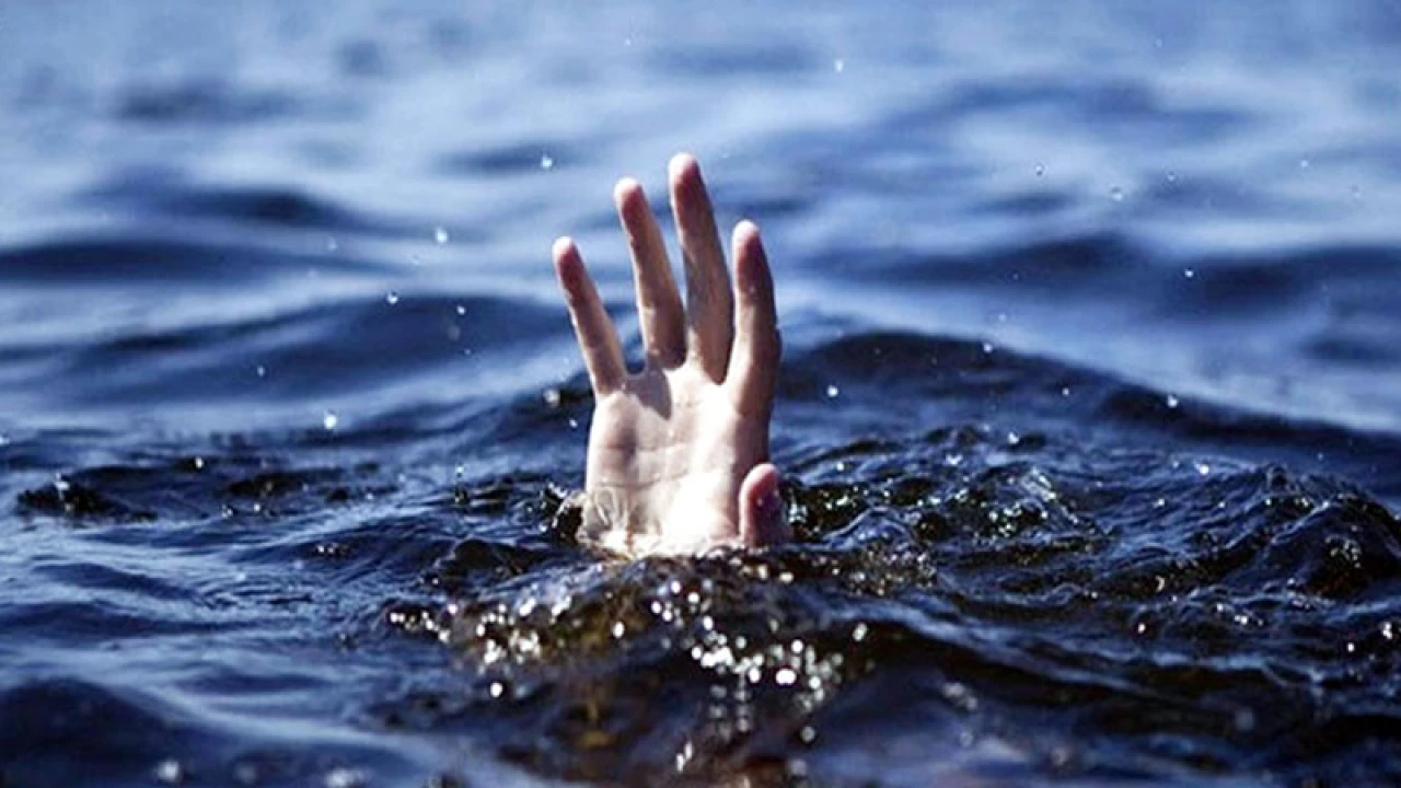 পাটগ্রাম ও সিংড়ায় গোসলে নেমে দুই কলেজছাত্রের মৃত্যু