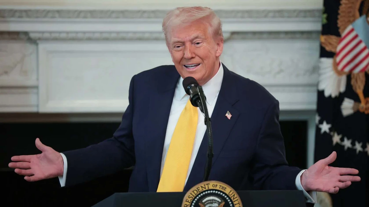 ইউক্রেনে রাশিয়ার ভয়াবহ বিমান হামলা, নতুন নিষেধাজ্ঞা ট্রাম্পের