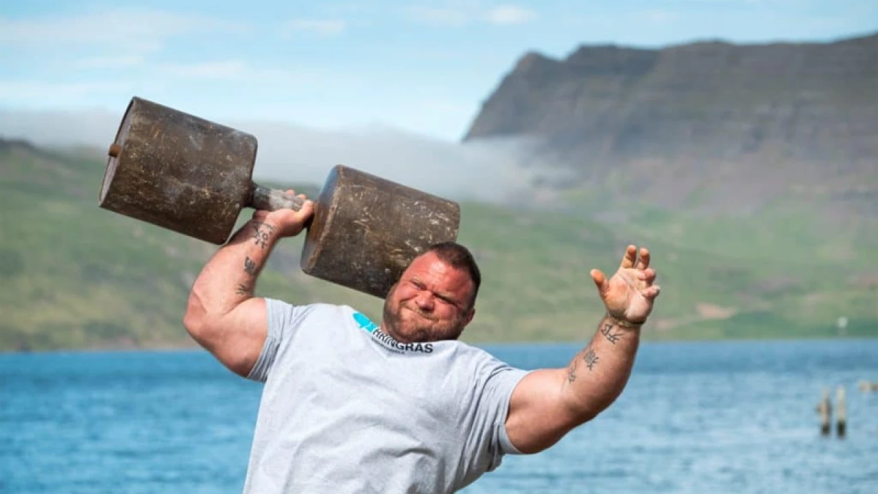 নিজের বিশ্বরেকর্ড ভাঙলেন গেম অব থ্রোনসের ‘দ্য মাউন্টেইন’