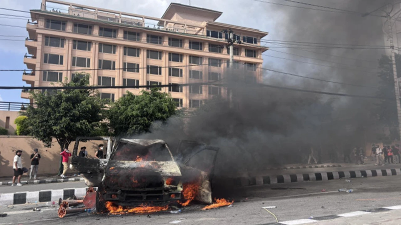 নেপালে বিক্ষোভে নিহত বেড়ে ১৪, কারফিউ জারি