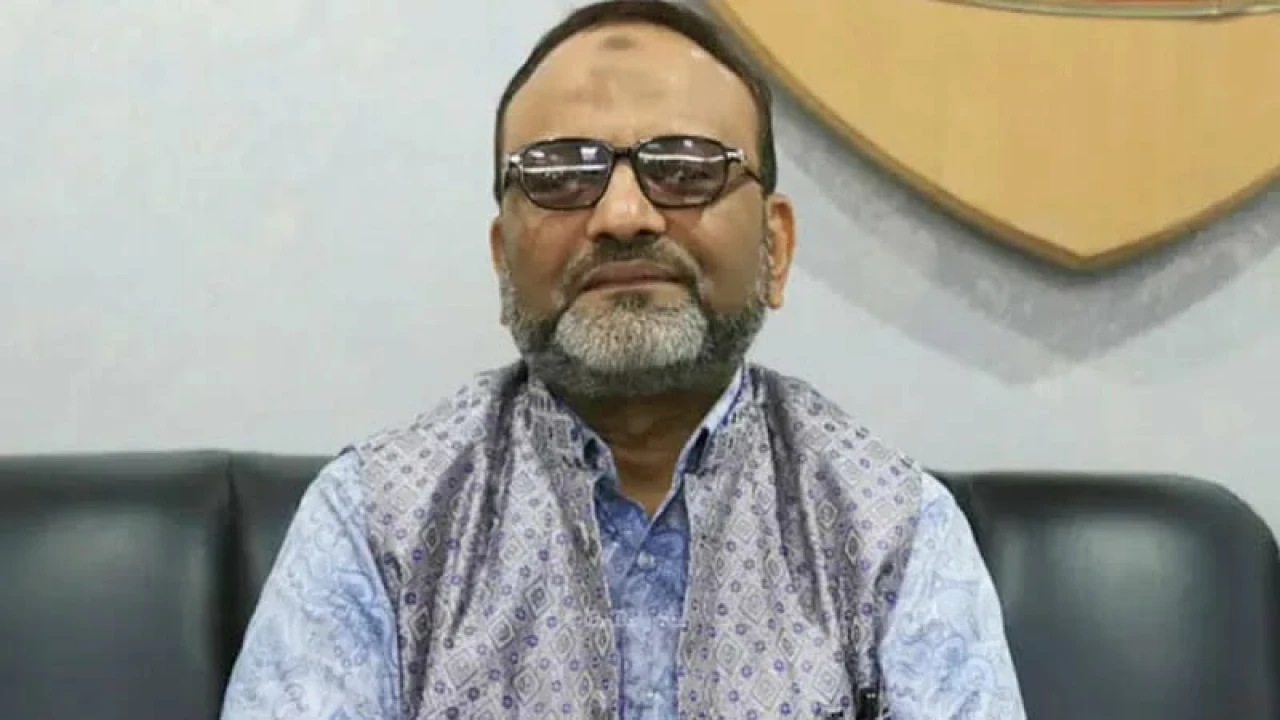 শিক্ষার্থীদের নির্ভয়ে ভোটকেন্দ্রে আসতে বললেন ঢাবি উপাচার্য