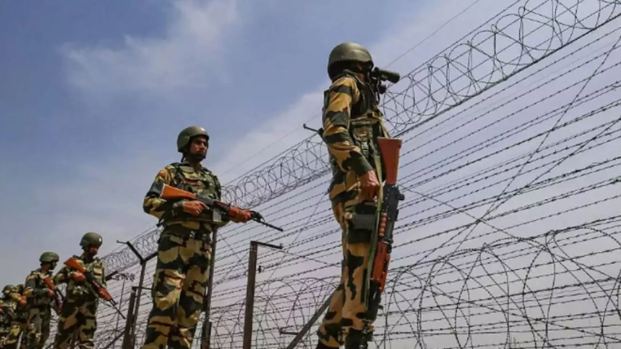 সীমান্তে বাংলাদেশি দুই কিশোরকে উদ্ধার, পাচারকারী আটক