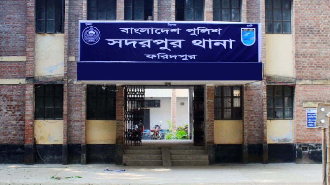 নিখোঁজের ৩ দিন পর পুকুরে মিলল যুবকের লাশ