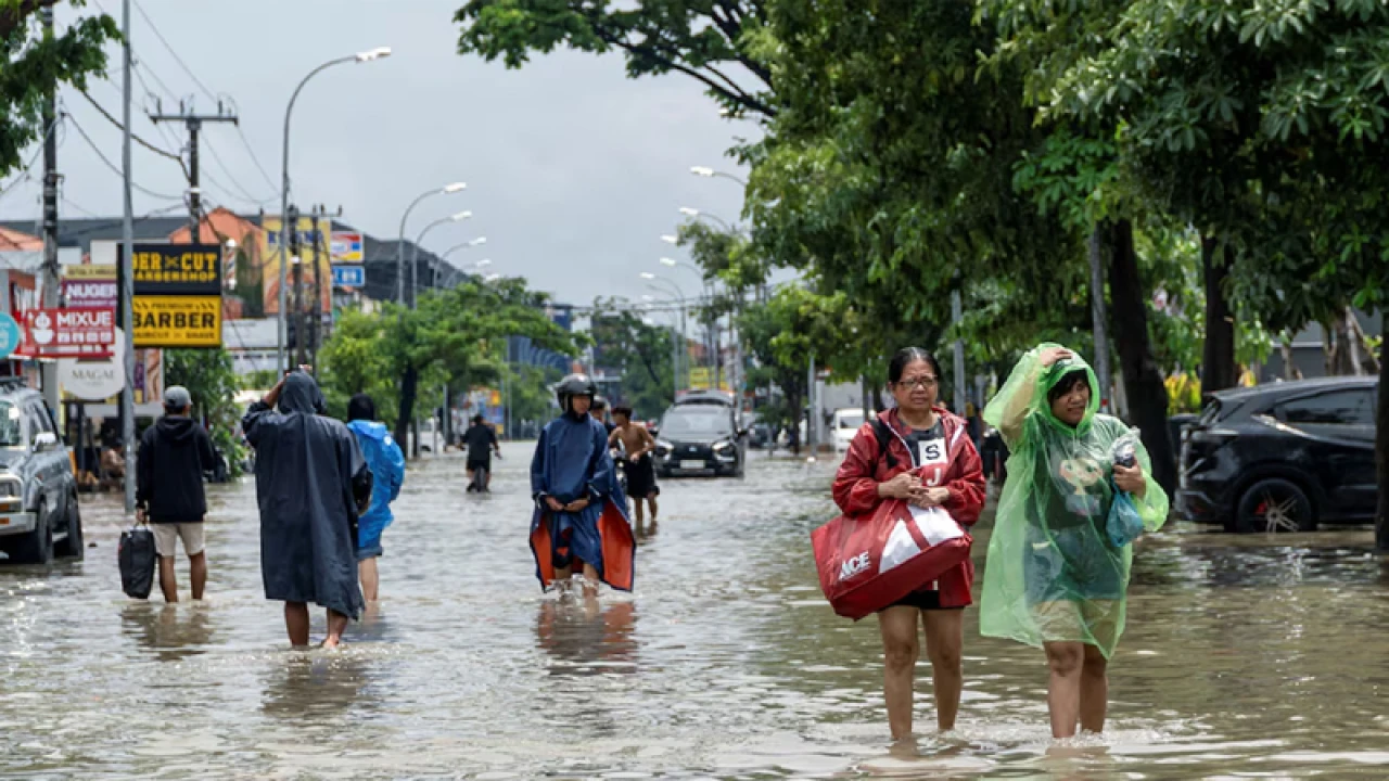 ইন্দোনেশিয়ায় আকস্মিক বন্যা, ১৯ জনের মৃত্যু
