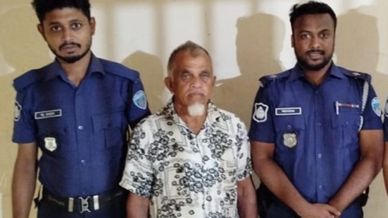 তিন বছরের সাজা থেকে বাঁচতে ৩১ বছর ফেরার