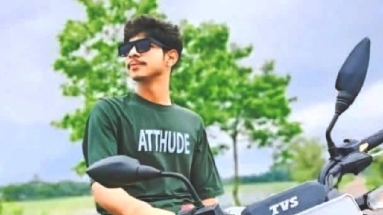 বড় ভাইকে বাঁচাতে গিয়ে ছোট ভাইয়ের মৃত্যু