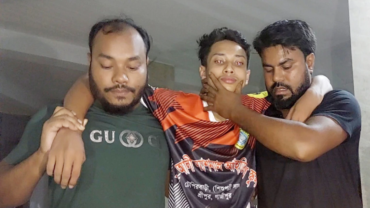 শ্রীপুরে ফুটবল খেলা নিয়ে সংঘর্ষ