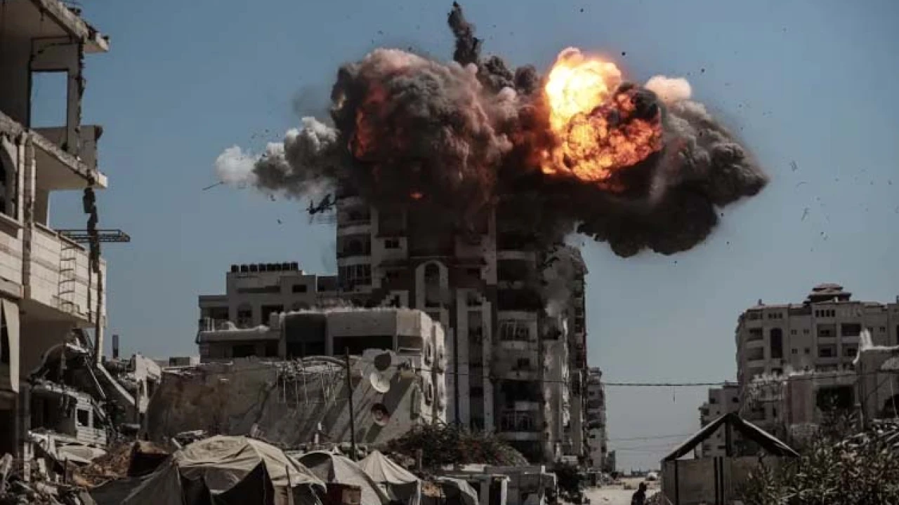 মাটির সঙ্গে মিশিয়ে দেওয়া হচ্ছে ভবন, নিহত ৫৩