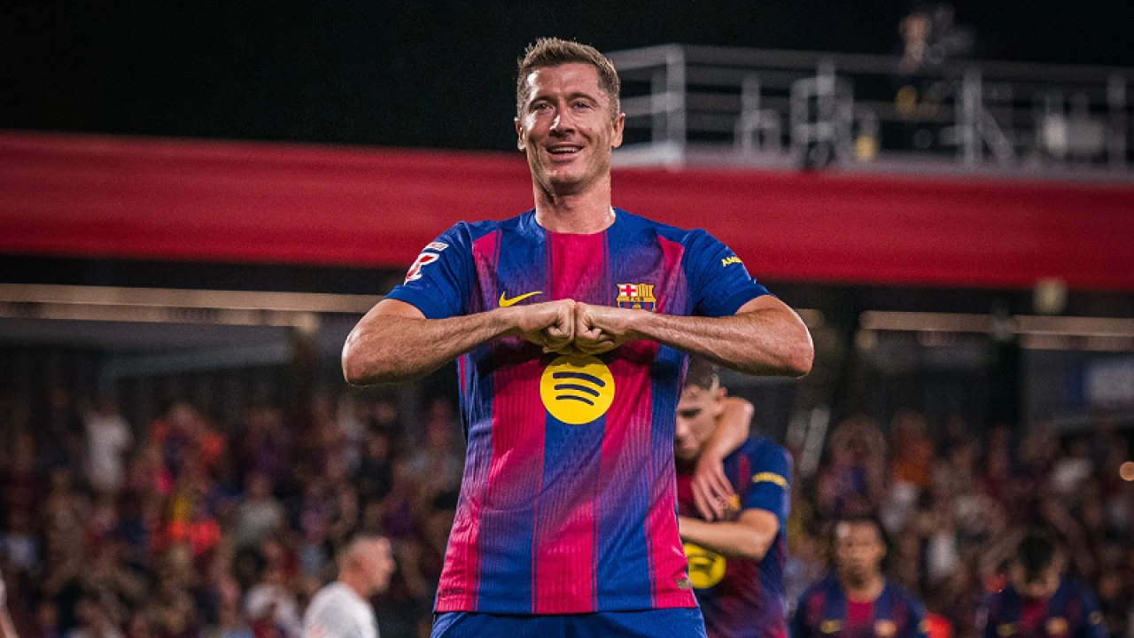 বার্সেলোনার বিশাল জয়ে ৩ জনের জোড়া গোল