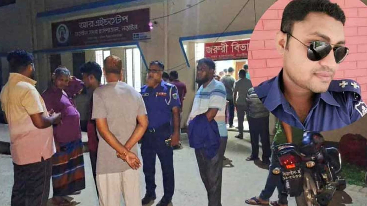 দাঁড়িয়ে থাকা ট্রাকে বাসের ধাক্কা, পুলিশ কর্মকর্তাসহ নিহত ৩