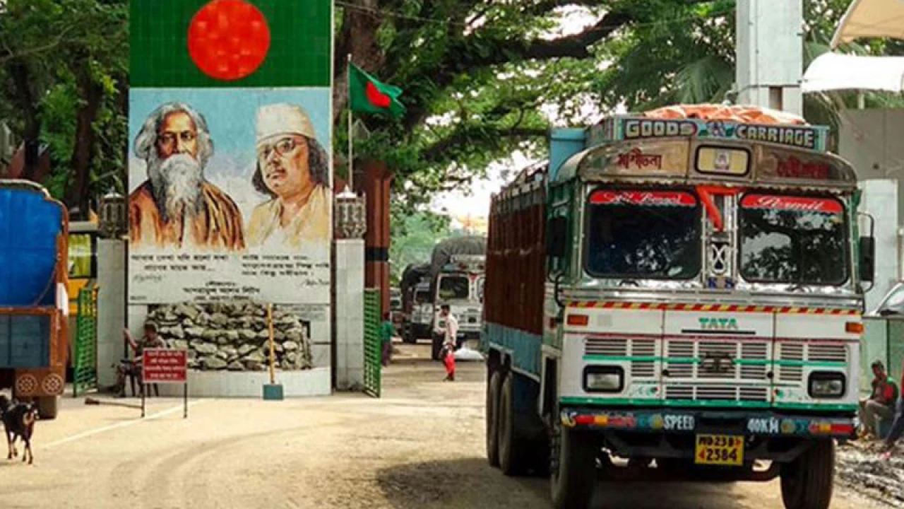 বেনাপোল-পেট্রাপোল দিয়ে আজ আমদানি-রপ্তানি বন্ধ 