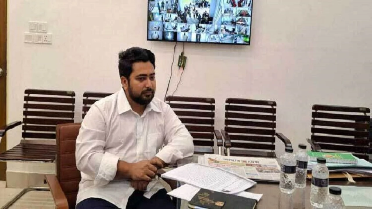 হাসিনার বিরুদ্ধে সাক্ষ্য দিতে আজও ট্রাইব্যুনালে নাহিদ