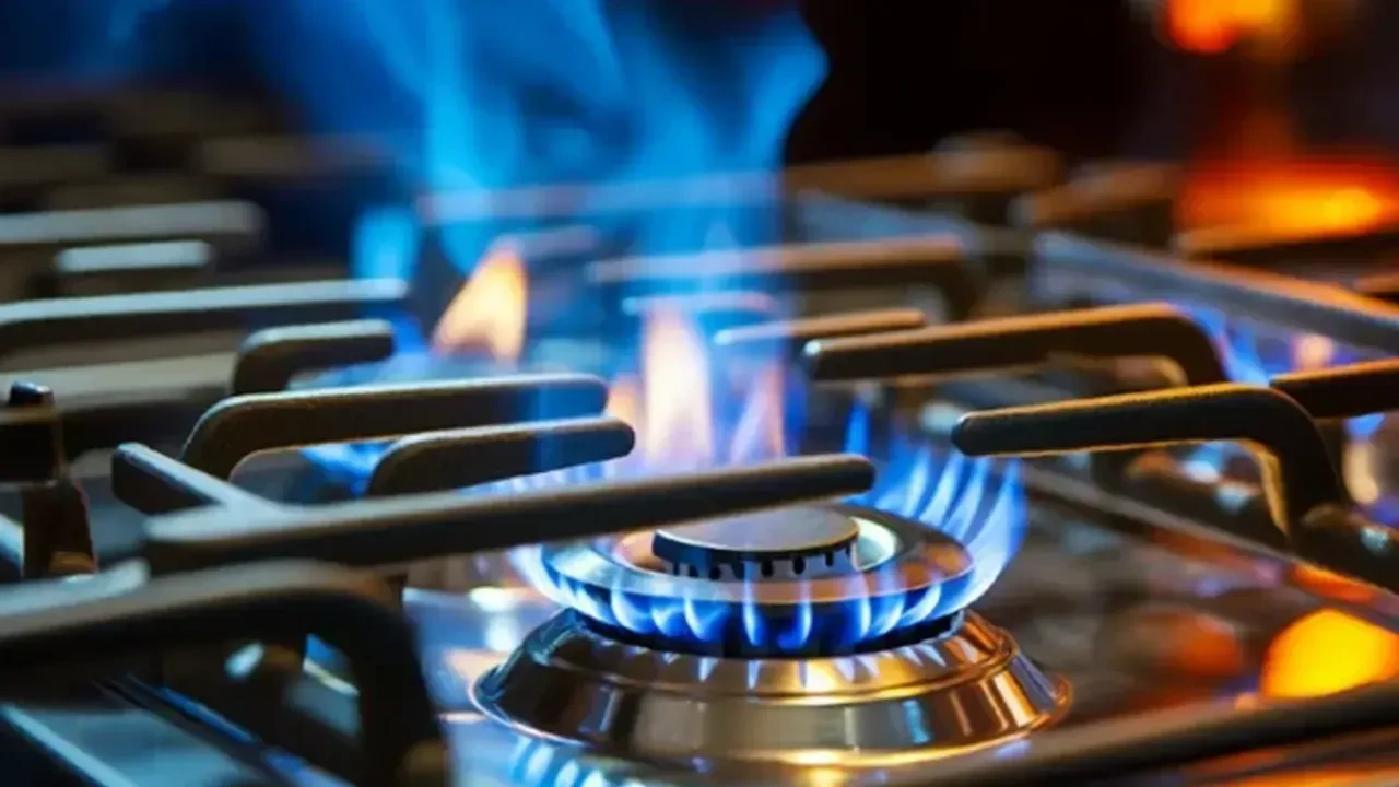 যেসব এলাকায় আজ ৮ ঘণ্টা গ্যাস থাকবে না