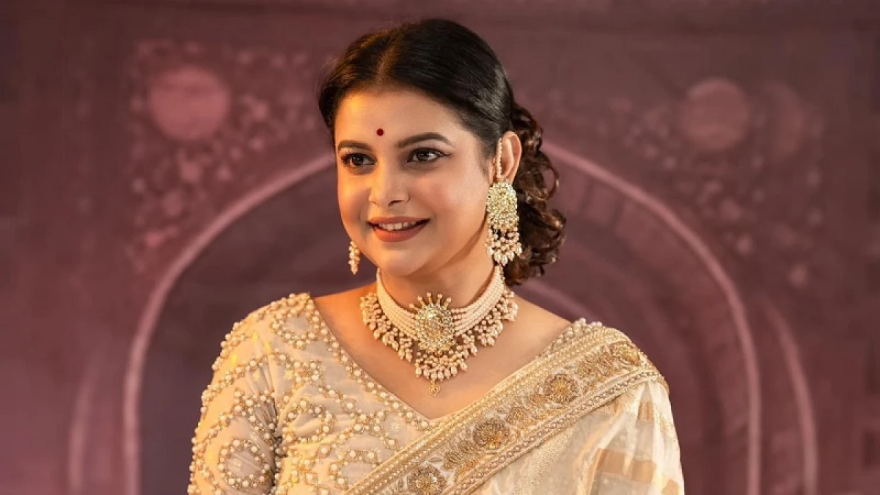 ফের বিয়ে করেছেন শবনম ফারিয়া