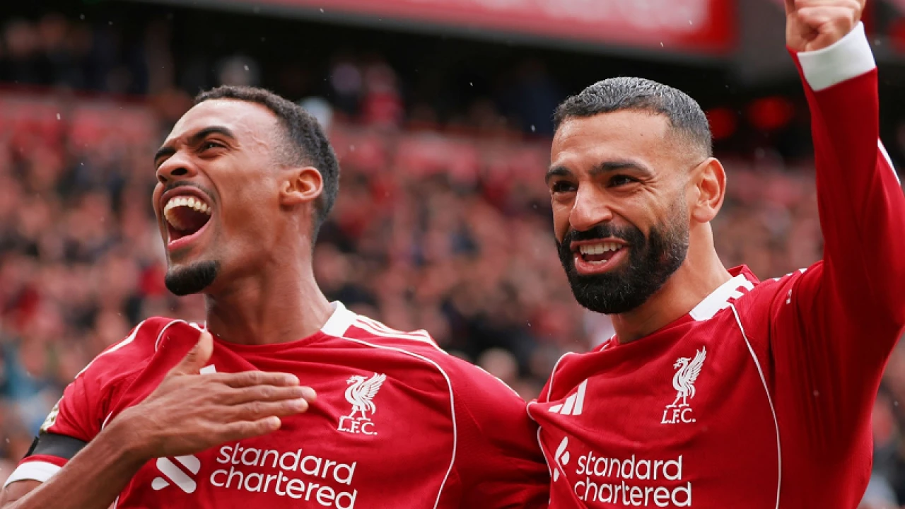 এভারটনকে হারিয়ে লিভারপুলের টানা পাঁচ জয়