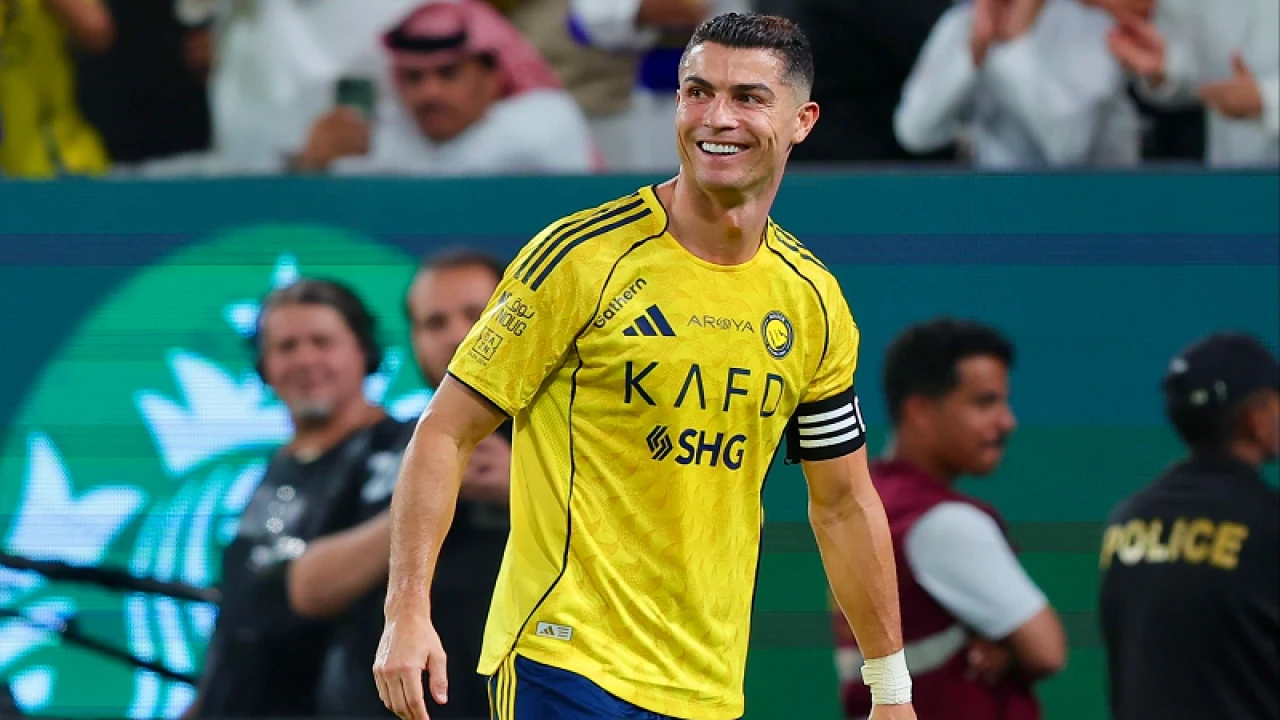 এবার রোনালদোর জোড়া গোল, হাজার গোলের স্বপ্নে বাকি কয়টি