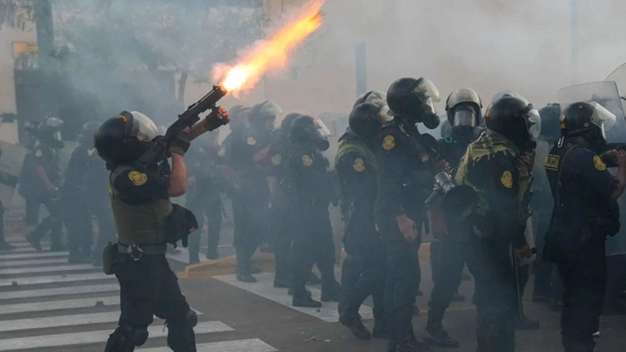 এবার পেরুতেও ‘জেন জি’ বিক্ষোভ, পুলিশের সঙ্গে সংঘর্ষ 