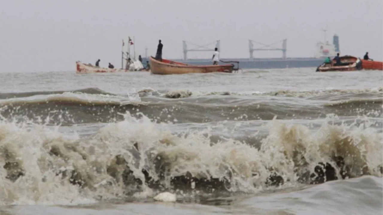 বঙ্গোপসাগরে দুটি লঘুচাপ সৃষ্টির শঙ্কা