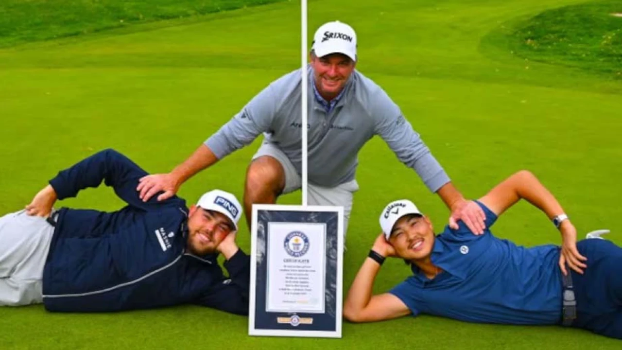 ফক্সের সঙ্গে গিনেস রেকর্ডের কীর্তি