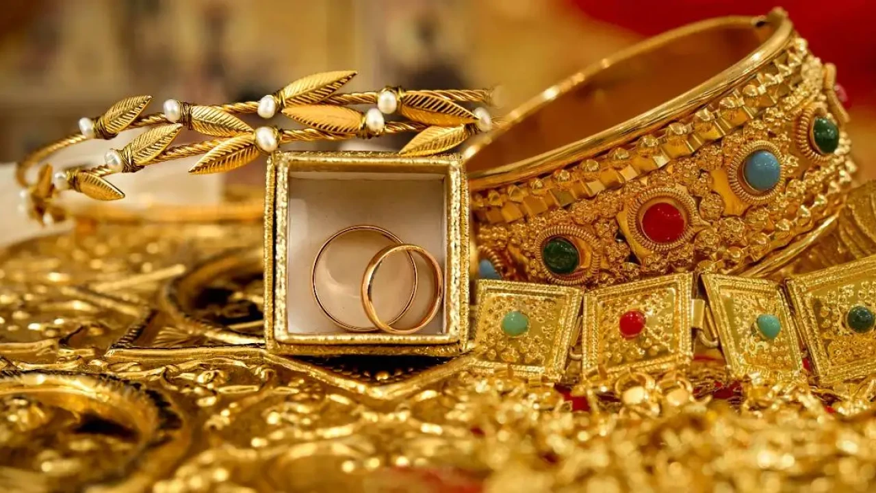 দেশে কত দামে স্বর্ণ বিক্রি হচ্ছে আজ