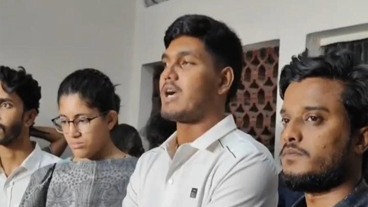 গাউসুল আজম মার্কেটে ব্যালট পেপার অরক্ষিত অবস্থায় ছিল কেন 