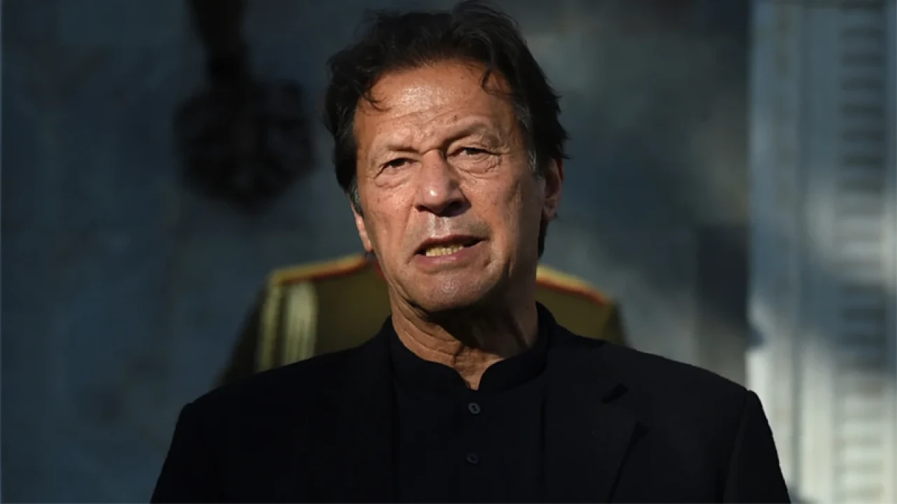 কারাগার থেকে ভারতকে হারানোর যে উপায় জানালেন ইমরান খান