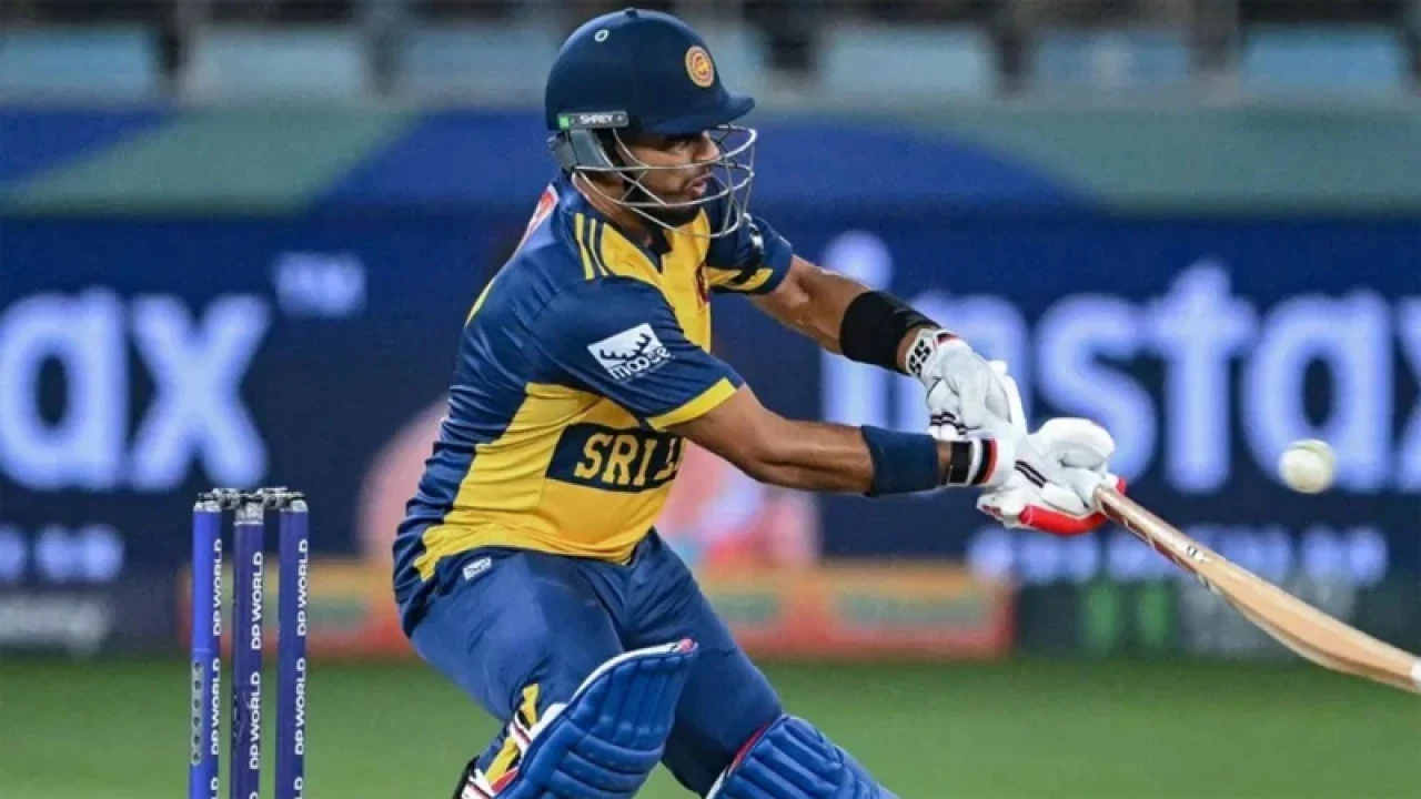 সৌম্যকে ছাড়িয়ে ডাকের বিশ্বরেকর্ডে শানাকা