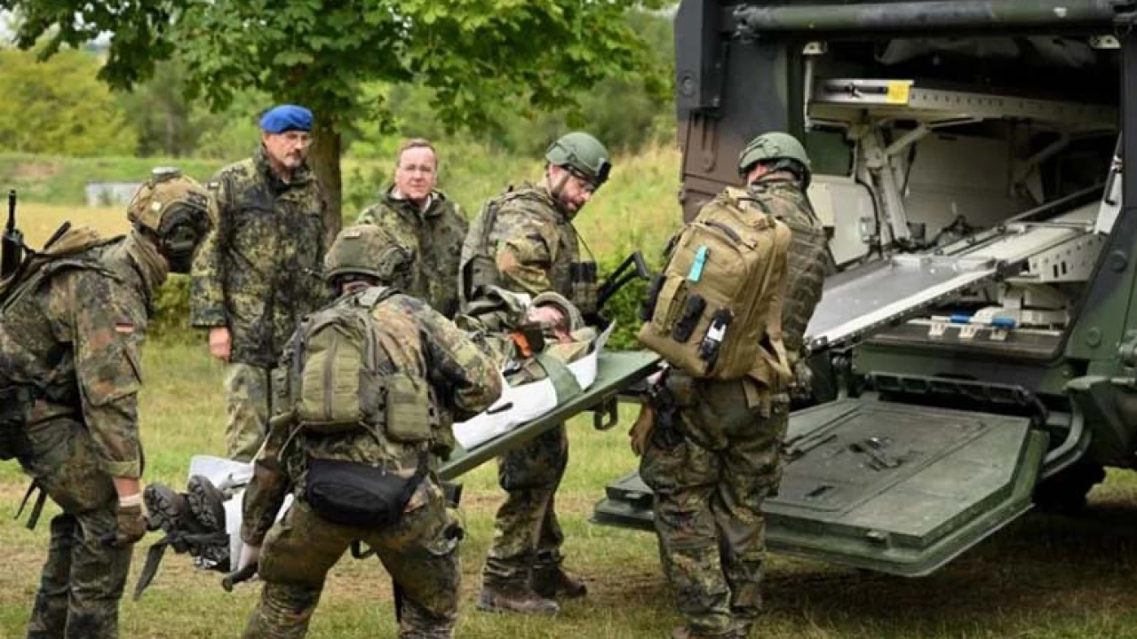 প্রস্তুতি নিচ্ছে জার্মান সশস্ত্র বাহিনী