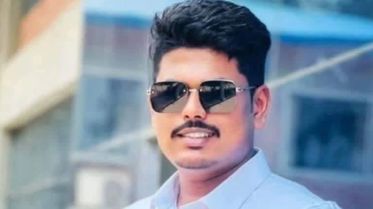 কাভার্ডভ্যানের ধাক্কার পর ট্রাকচাপা, নর্দান বিশ্ববিদ্যালয় শিক্ষার্থী নিহত