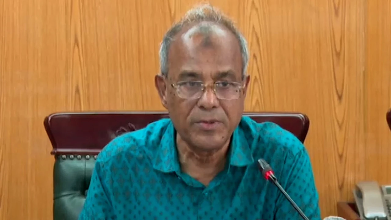 দায়িত্ব পালনের ১ বছরে কী কী কাজ করেছেন, জানালেন কৃষি উপদেষ্টা 