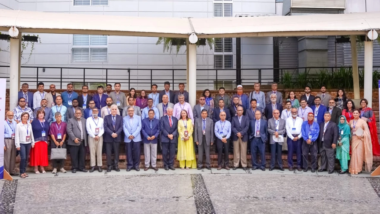 এআইইউবিতে ২ দিনব্যাপী ম্যাগনা কার্টা অবজারভেটরি আন্তর্জাতিক সিম্পোজিয়ামের উদ্বোধন