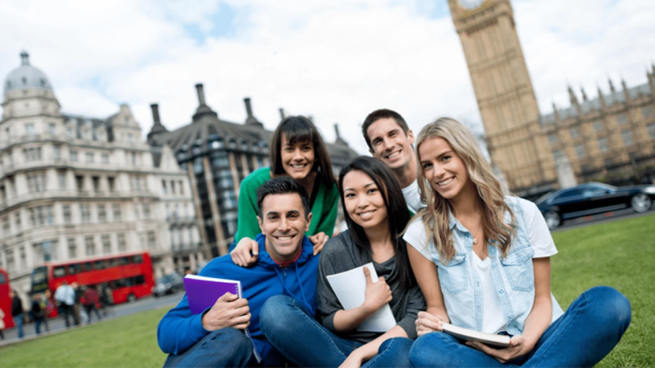 আয়ারল্যান্ড : মানসম্মত শিক্ষা ও ক্যারিয়ার সম্ভাবনা