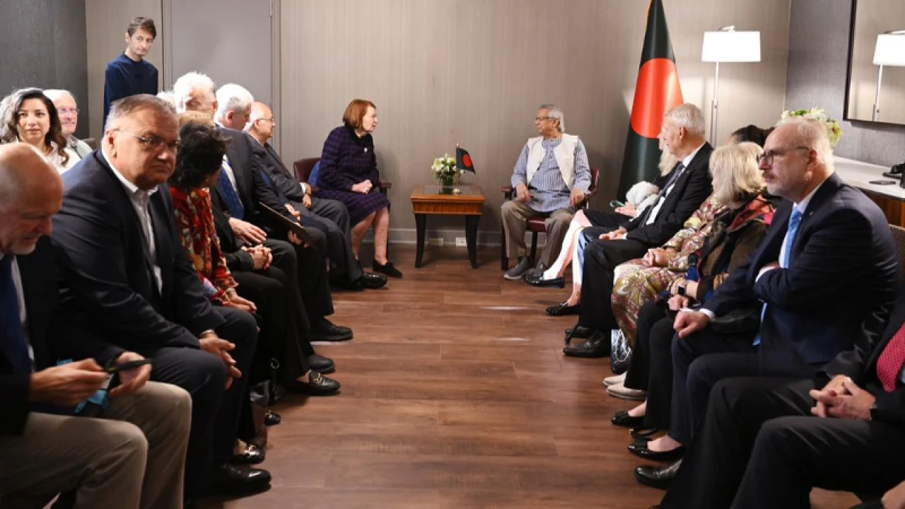 ড. ইউনূস বললেন ‘অবিশ্বাস্য, সত্যিই মুগ্ধ’